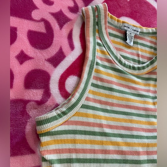 FREE ADD ON🧡🌈 Pastel Striped crop top size XS- S - Picture 5 of 7